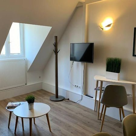 Le Cheval Bixio Apartment Бон Екстериор снимка
