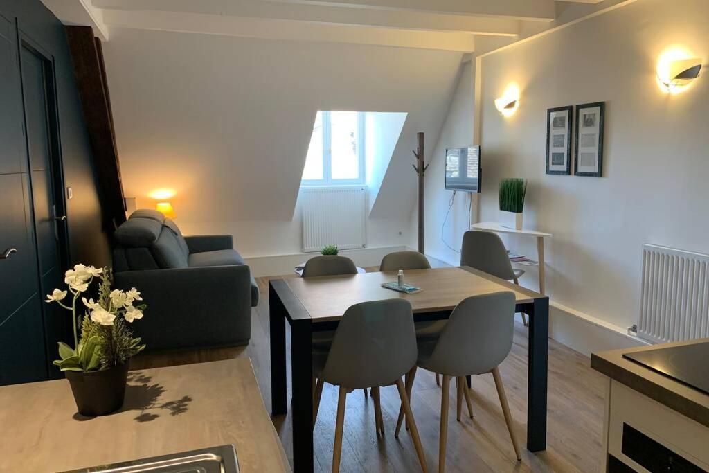 Le Cheval Bixio Apartment Бон Екстериор снимка