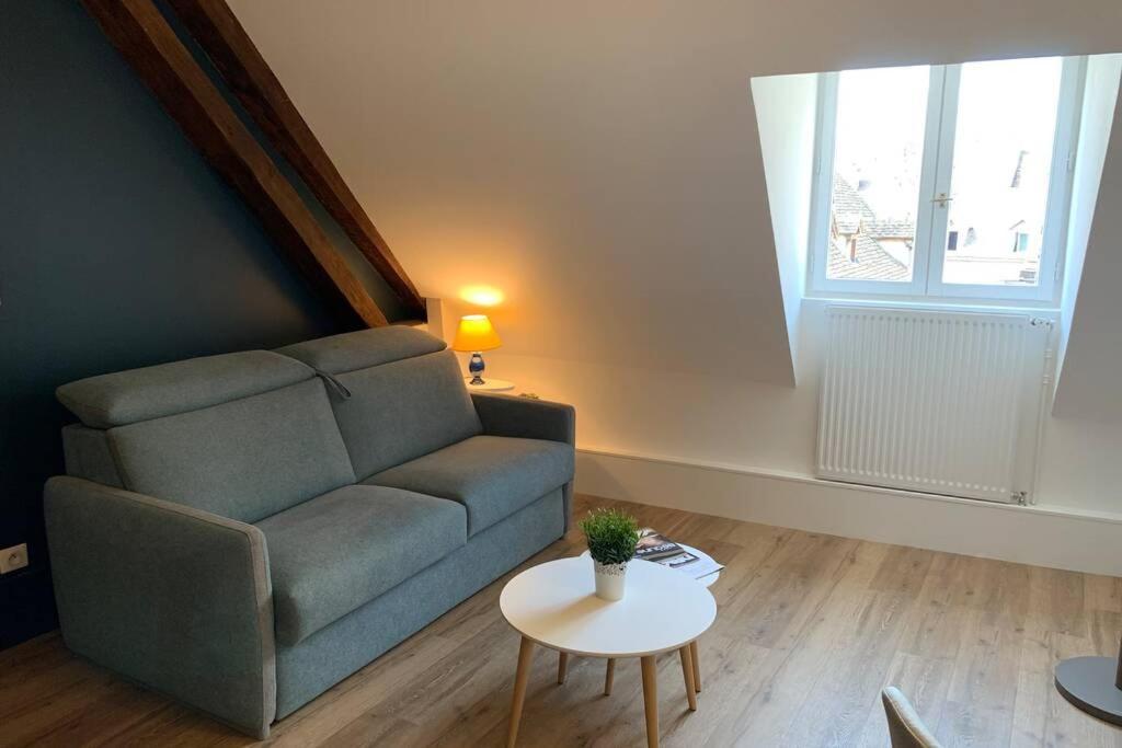 Le Cheval Bixio Apartment Бон Екстериор снимка